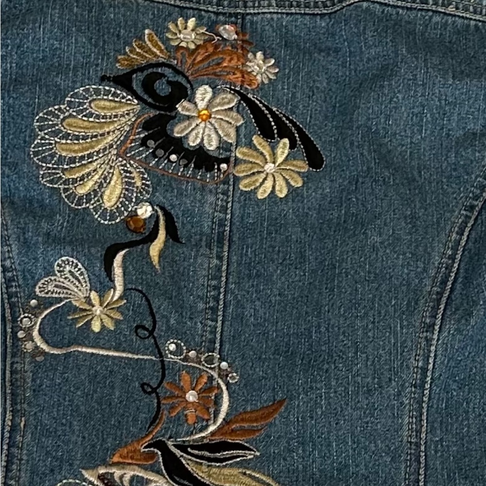 Jean jacket - Picture 4 of 7